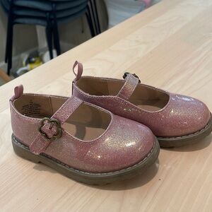 Old Navy Glitter Pink Mary Jane size 7